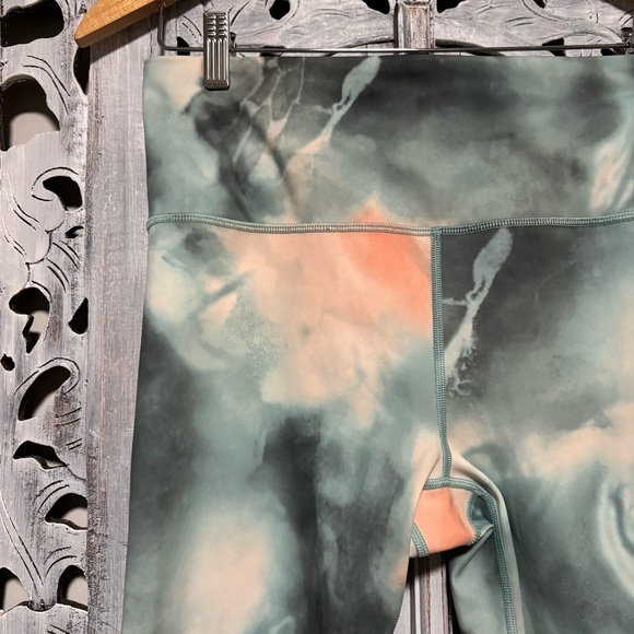 Athleta Elation Printed 7/8 Tights Marine Minimalist Marble Green/Peach - Picture 7 of 9